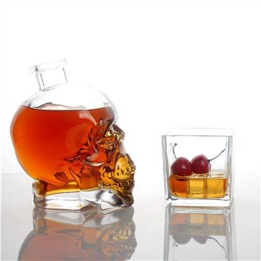 खोपड़ी शराब की बोतल