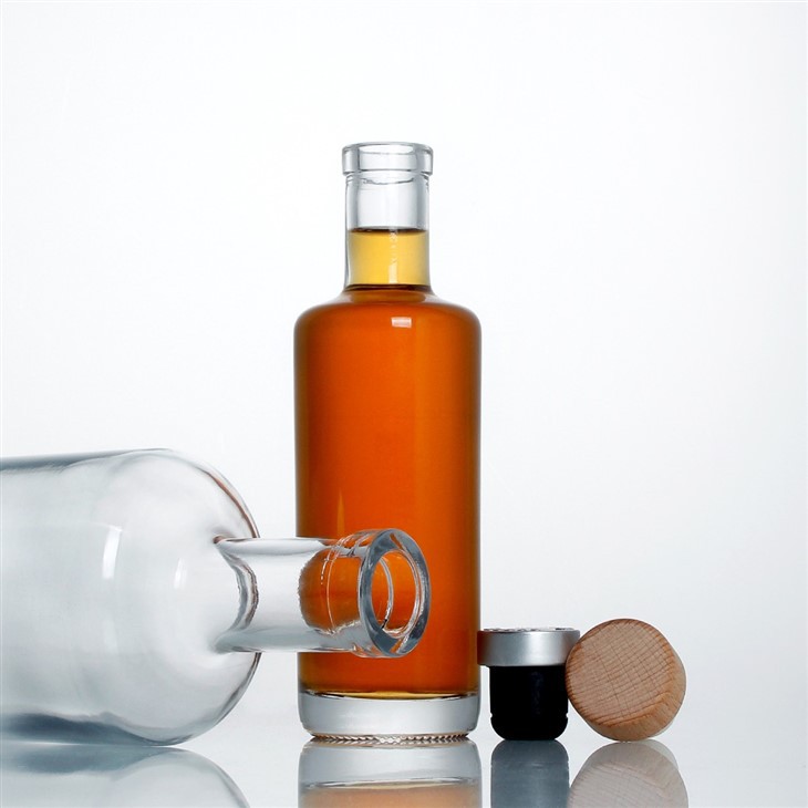 200ml/700ml Clear Spirits Glass Bottle Gin Bottle, Bar Top